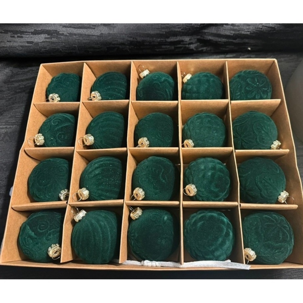 New Velvet Box of 20 Forest Green Christmas Ornaments with patterns